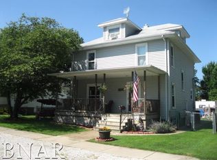 423 N Maple St, Clinton, IL 61727