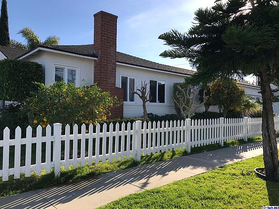 3rd image of 16803 Glenburn Ave