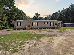 542 Pine Village Rd, Sylvania, GA 30467