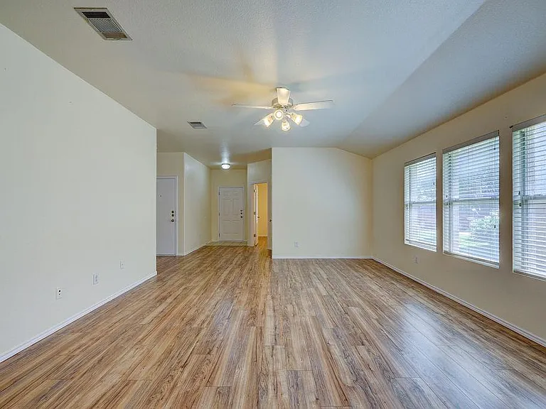 129 Dove Song Dr — Photo 11