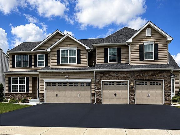 4th image of 973 Spring White Dr
