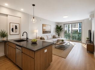 209 N 11th St #2I, Brooklyn, NY 11211