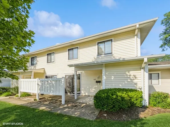 325 Bayview Point, Schaumburg, IL 60194