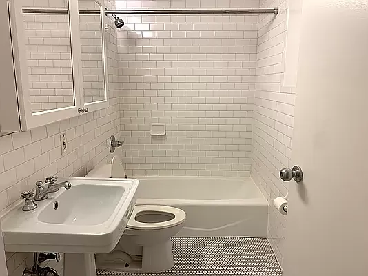 Rented by The Downtown LLC | media 15