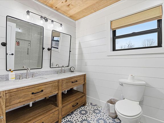 27th image of this home