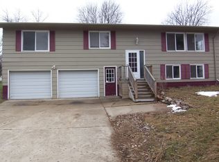 403 S 6th St, Arlington, SD 57212