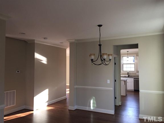 4th image of 104 Hay Sedge Ct