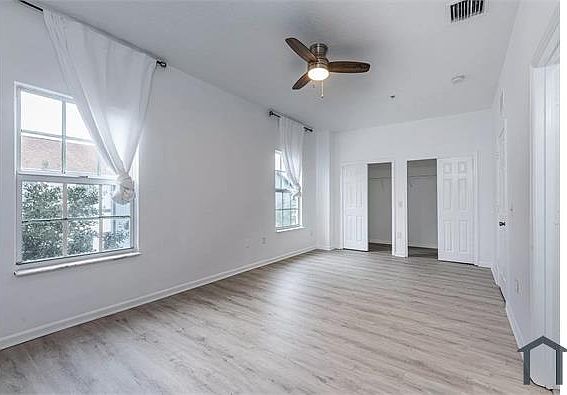 4th image of 6008 Gibson Ave