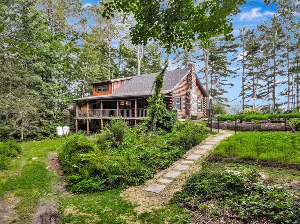 86 Mcgrath Pond Road, Oakland, ME 04963