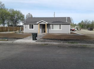 685 16th St, Vale, OR 97918