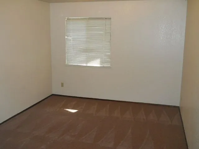 411 Acacia St #D — Photo 7