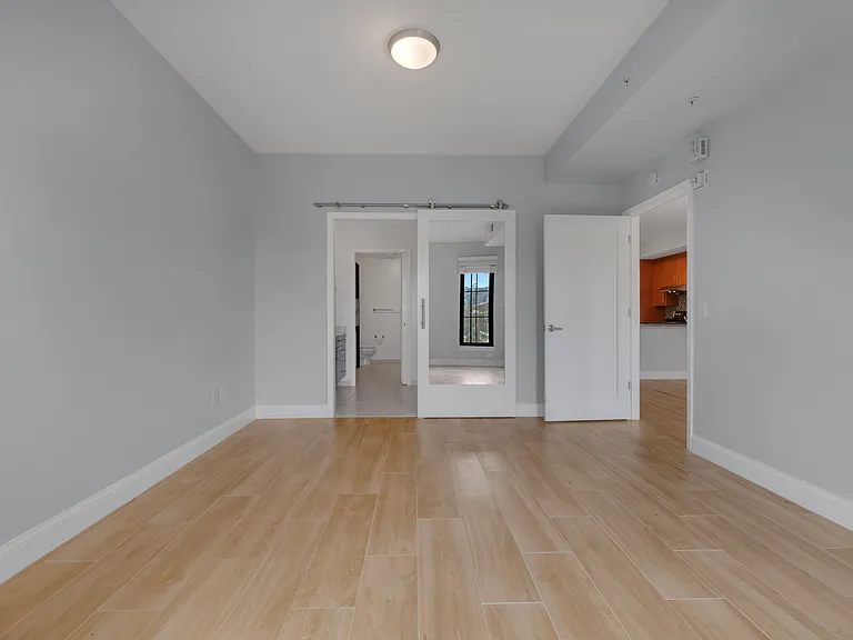 910 M St NW #312 — Photo 3