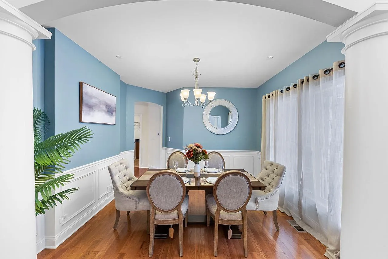 4 bed, 4.5 bath, 2884 sqft, $7,000 — Photo 3