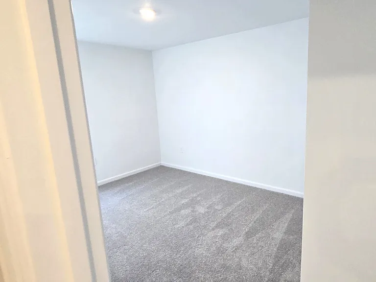2150 Chris Dr — Photo 9