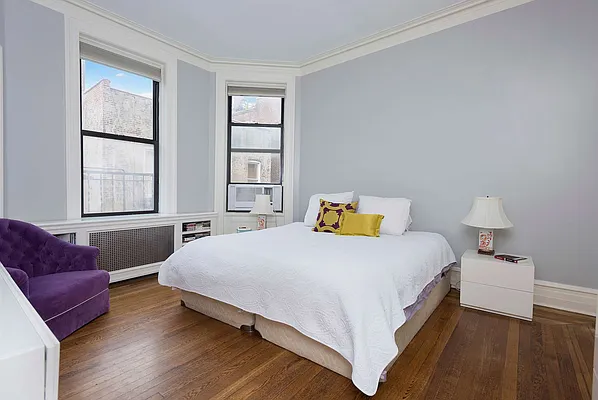 Sold by Compass | media 4