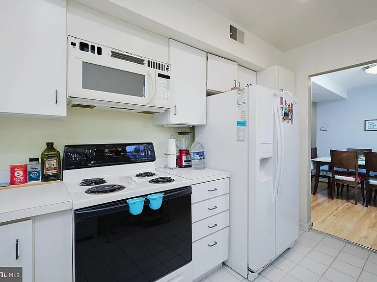 3630 39th St NW #B530 — Photo 28