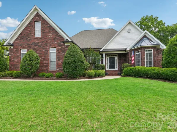 8576 Cabot Ct, Harrisburg, NC 28075