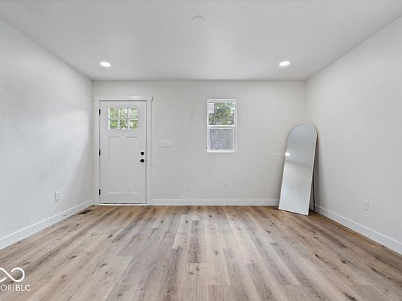 4th image of 2818 D Ave