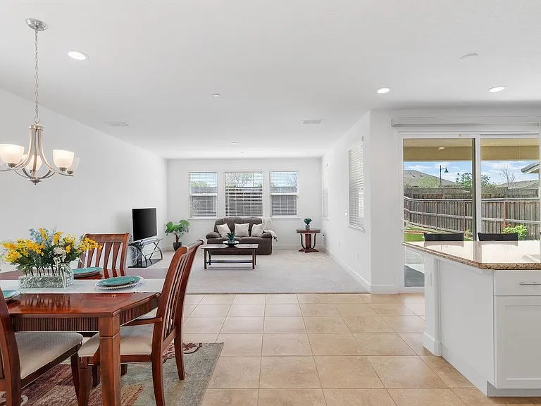 18338 Amador Dr — Photo 4