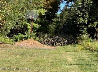 Roaring Brk, Moscow, PA 18444