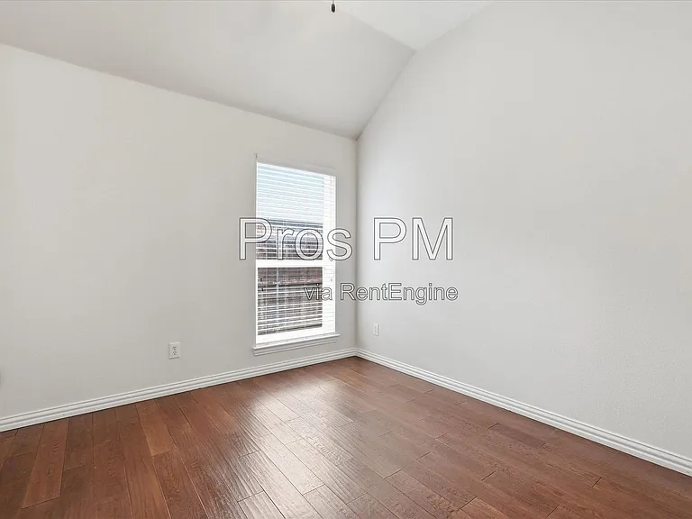 2432 Chesterwood Dr — Photo 36