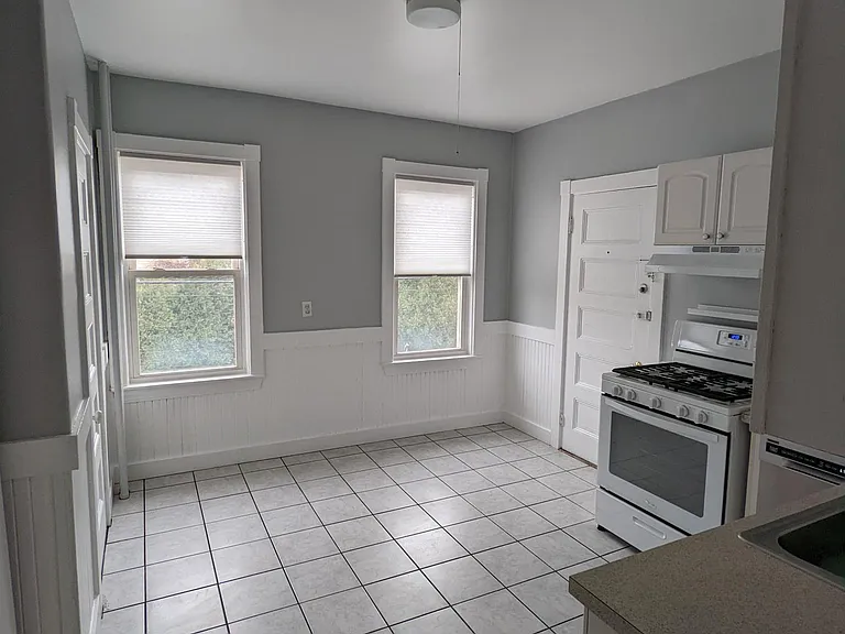 310 Faneuil St — Photo 13