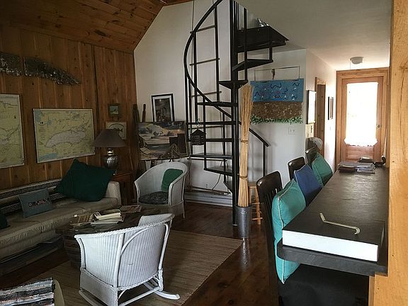 Living room and kitchen bar