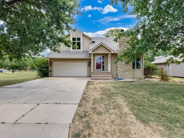 444 Greenvalley Dr, Andover, KS 67002