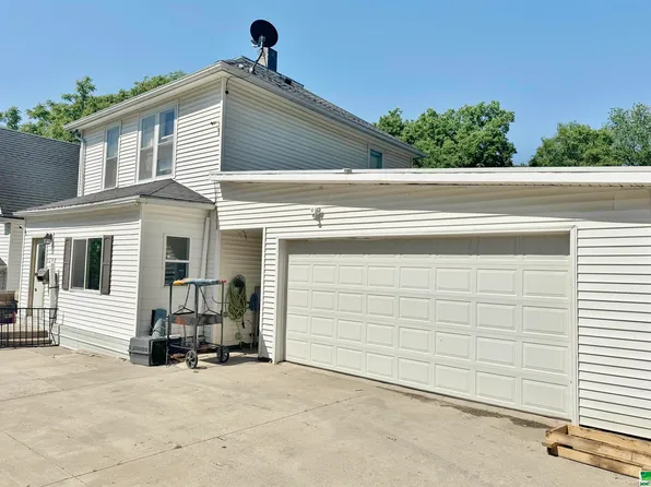 1309 Iowa St, Sioux City, IA 51105