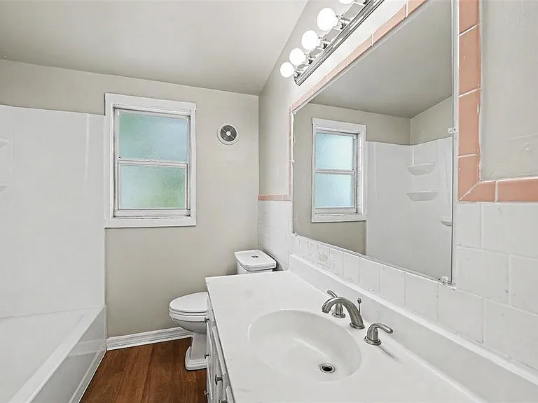 4022 E Henry Ave — Photo 15