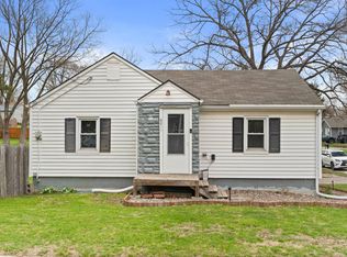 6811 SW 13th St, Des Moines, IA 50315