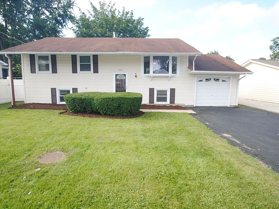 1st image of 439 Maplewood Dr
