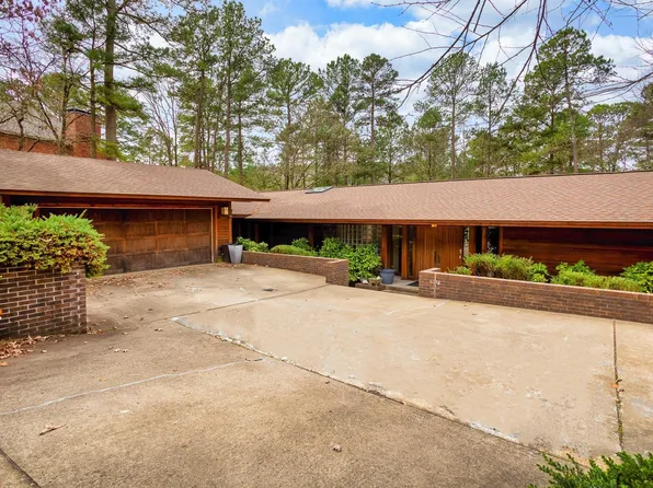 4 Levant Dr, Little Rock, AR 72212