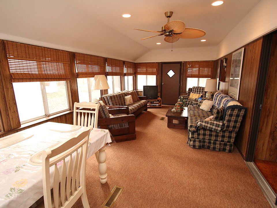 1st image of 34498 Virginia Dr