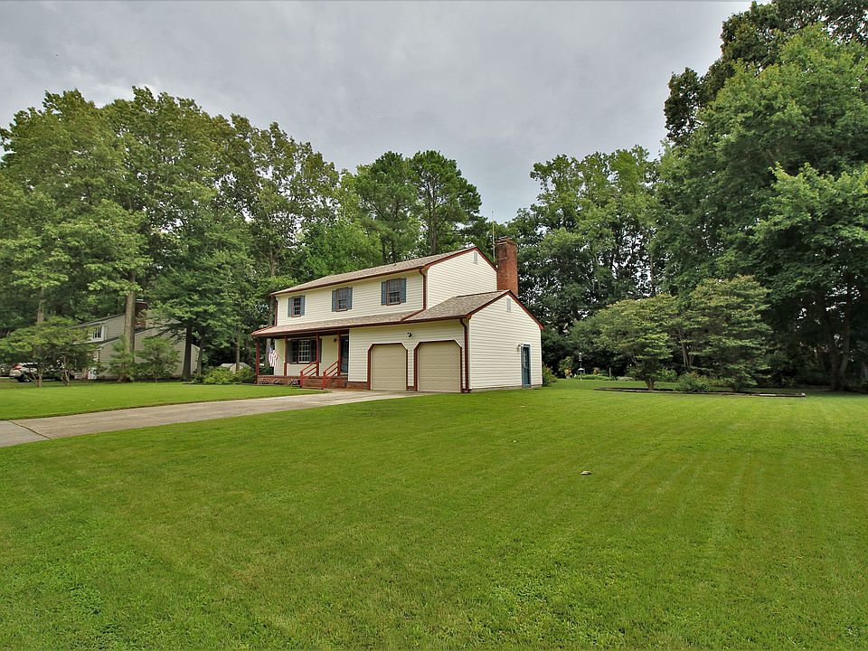 1st image of 3 Dorothy Dr