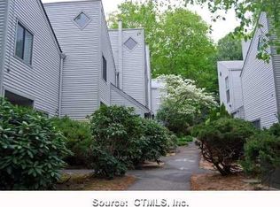 2 Talcott Forest Rd APT E, Farmington, CT 06032