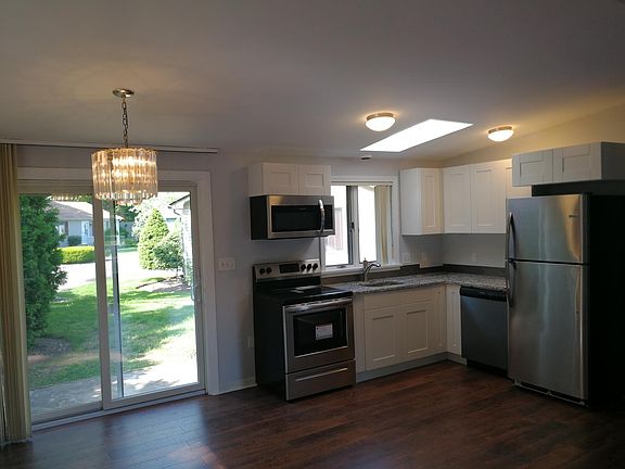 kitchen/living room_2