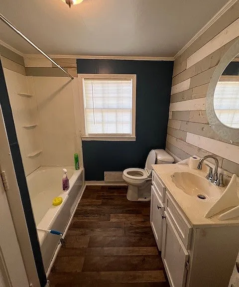 1029 Main St — Photo 11