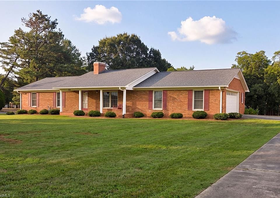 1st image of 773 Becky Hill Rd