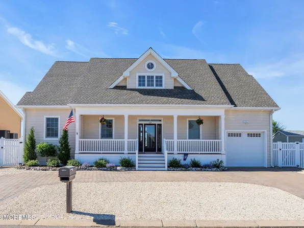 128 Anita Drive, Manahawkin, NJ 08050