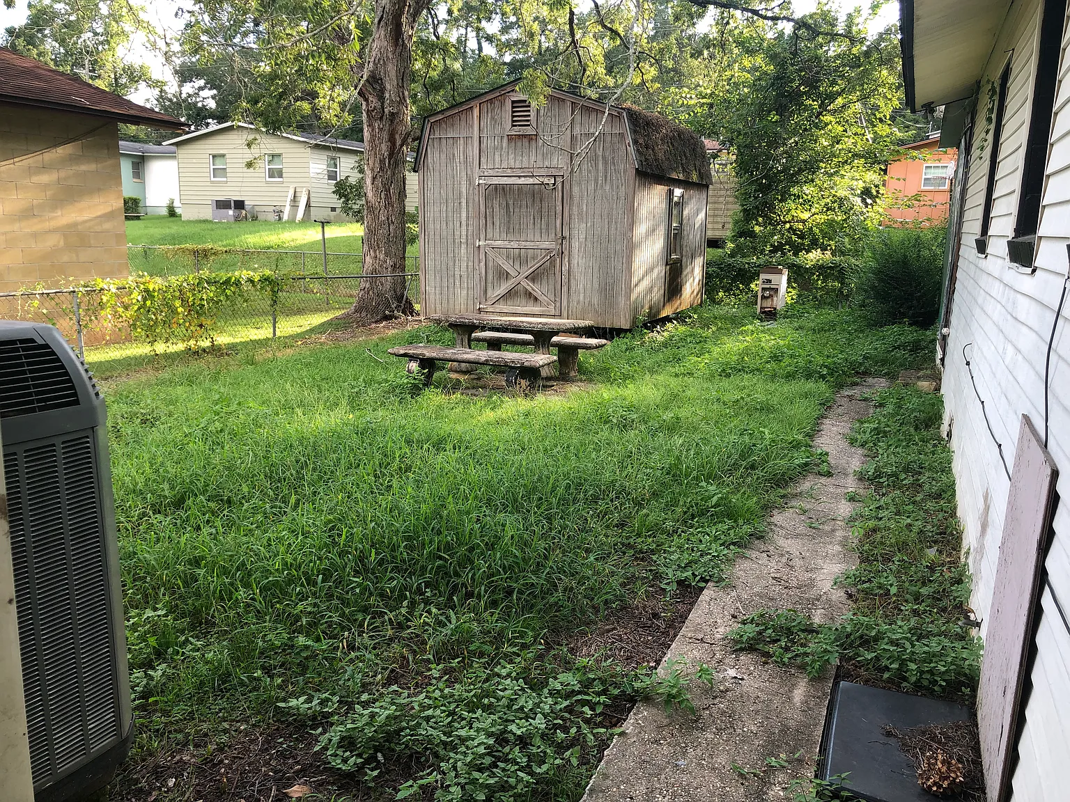 1114 Joe Louis St — Photo 2