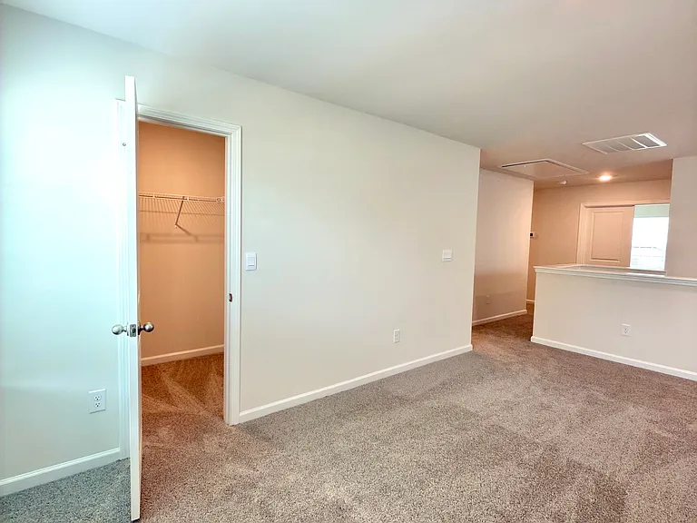 123 Pecan Grove Ln — Photo 13