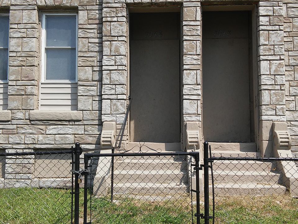 1st image of 3063 Thomas St