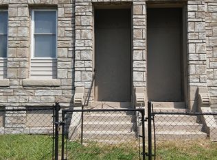 3063 Thomas St, Saint Louis, MO 63106