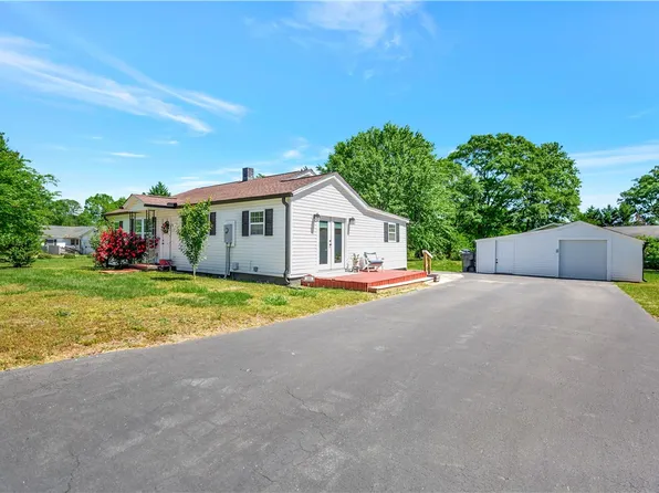 505 Highland Ave, Westminster, SC 29693