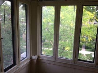 348 Logan St SE APT 4, Grand Rapids, MI 49503