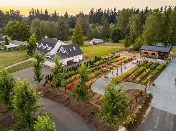 23873 12th Ave, Langley, BC V2Z 2Y2