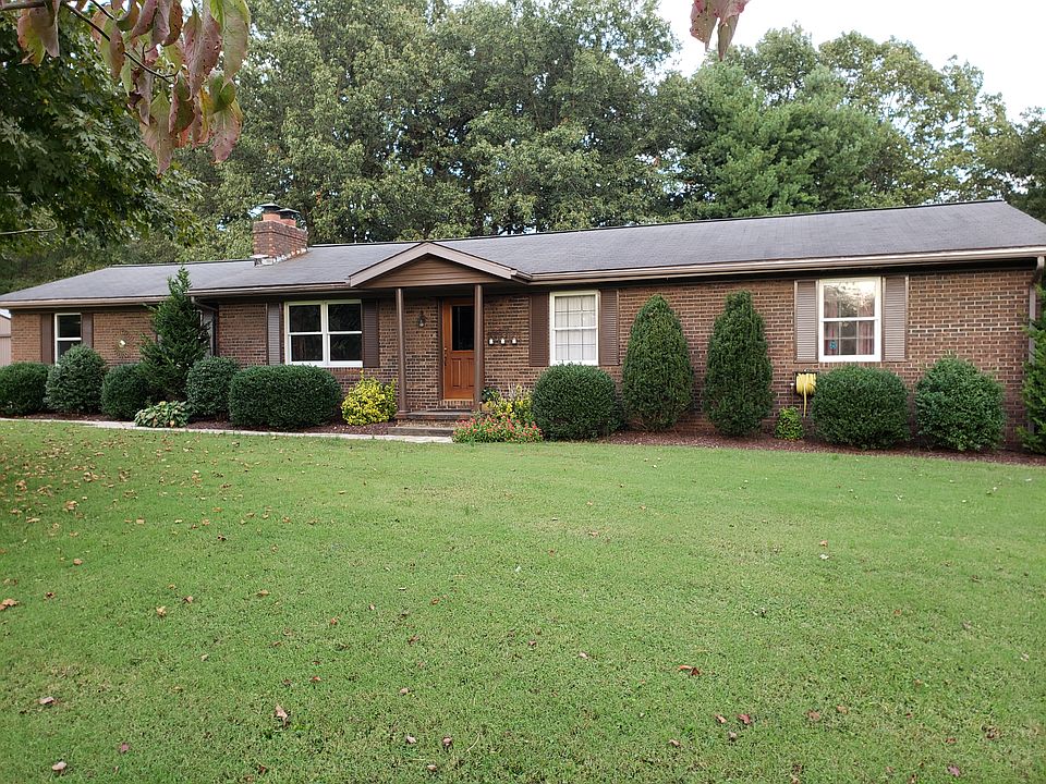 1st image of 1125 S County Road 100 W