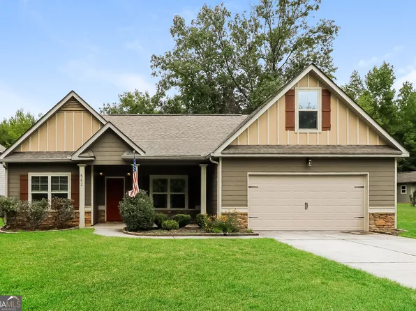 562 Kristie Ln, Bremen, GA 30110