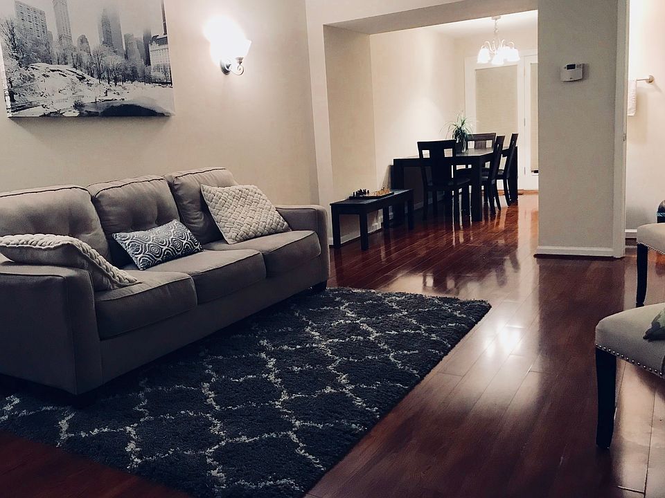 Front view (Welcome Home!)